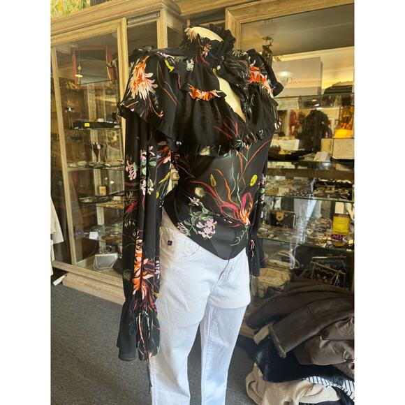 H&M Sheer Black Floral Fluttersleeve Highneck Top - Picture 2 of 5